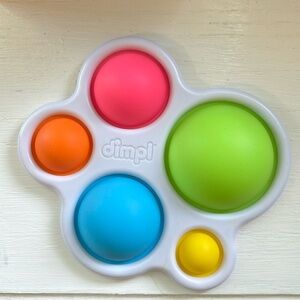 Fat Brain Toys Dimpl popper for baby infant toy